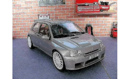 Renault Clio Maxi 1/18 Ottomobile plain body jantes oz 19 pouces diecast model cars