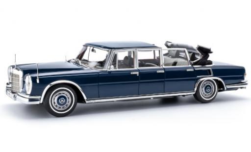 Diecast model cars Mercedes 600 Landaulet Pullman (W100) blue 1965 1/18 CMC