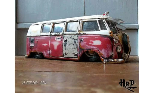 Volkswagen Combi Base 1/18 Solido hoodride diecast model cars