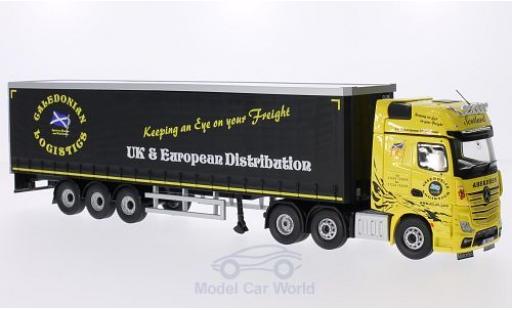 Diecast model cars Mercedes Actros Base MP4 RHD Caledonian Logistics Gardinenplanen-Sattelzug without Vitrine 1/50 Corgi