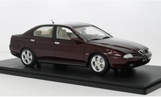 Diecast model cars Alfa Romeo 166 3.0 v6 sportronic Super red 1998 1/18 Cult Scale Models