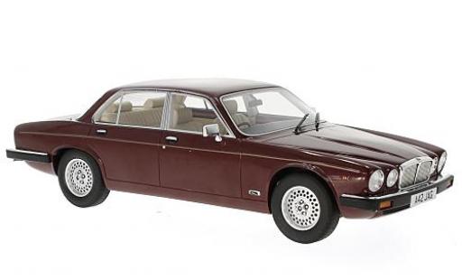 Diecast model cars Jaguar XJ Series III metallise red RHD 1983 1/18 Cult Scale Models