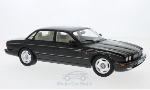 Diecast model cars Jaguar XJR X300 R () metallic black RHD 1995 1/18 Cult Scale Models