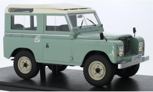 Diecast model cars Land Rover 88 Series III green RHD 1978 1/18 Cult Scale Models