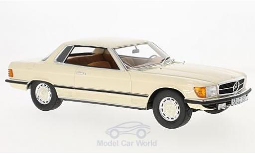 Diecast model cars Mercedes 350 Base SLC (C107) beige 1973 1/18 Cult Scale Models