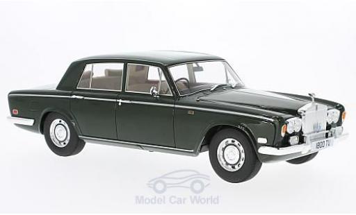 Diecast model cars Rolls Royce Silver Shadow Base green RHD 1975 without Vitrine 1/18 Cult Scale Models