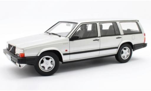 Diecast model cars Volvo 740 Turbo Estate grey 1988 1/18 Cult Scale Models
