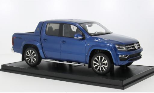 Diecast model cars Volkswagen Amarok Base blue 2016 1/18 DNA Collectibles