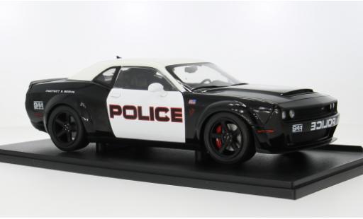 Diecast model cars Dodge Challenger police R/T 1/18 Solido