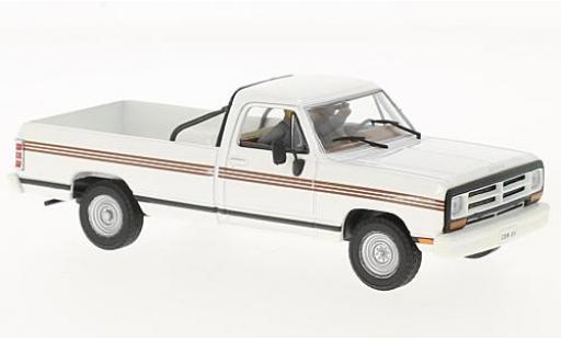 Diecast model cars Dodge RAM pickup James Bon .-007 1/43 SpecialC