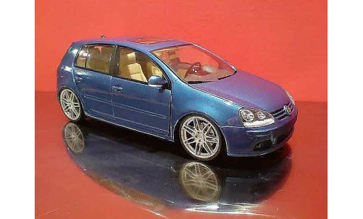 Volkswagen Golf GTI 1/18 Burago rs5 diecast model cars