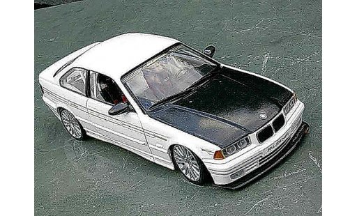 Alpina B3 berline 1/18 Ut Models E36 alpina b3 diecast model cars