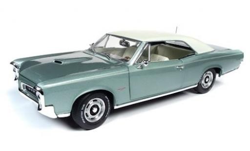 Diecast model cars Pontiac GTO 1966 metallic green/beige 1/18 Ertl