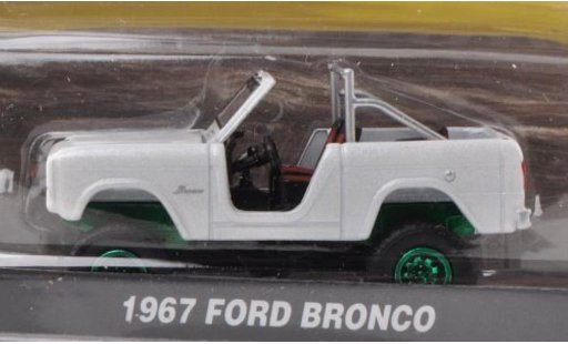 Ford Bronco Wagon 1/64 Greenlight white Special Version 1967 diecast model cars