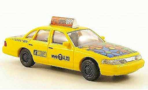 Ford Crown Victoria 1/87 Busch Flower Power diecast model cars