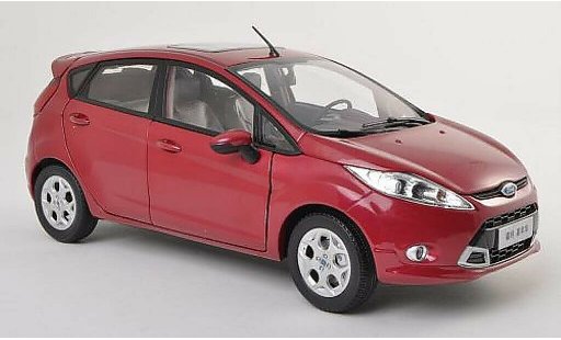 Ford Fiesta Berline 1/18 Paudi purple 5-Turer 2011 diecast model cars