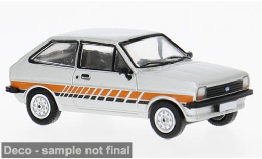 Diecast model cars Ford Fiesta Festival MK I silver 1975 1/87 PCX87