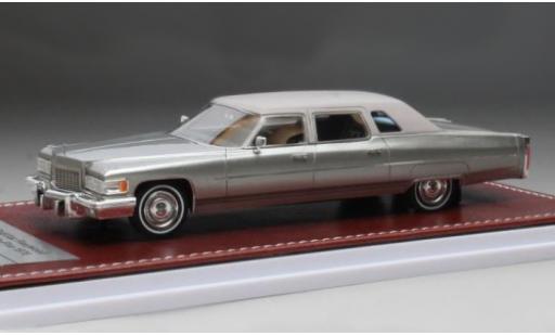 Diecast model cars Cadillac Fleetwood Series 75 grey/matt-grey 1976 1/43 GIM   Great Iconic Models