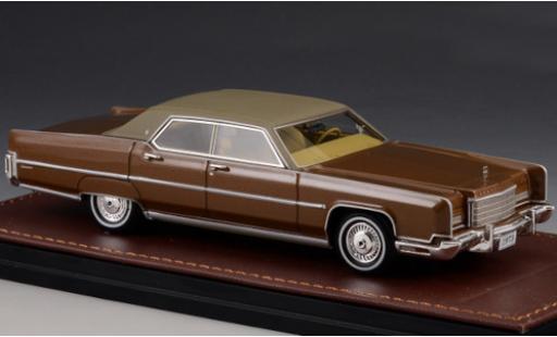 Diecast model cars Lincoln Continental Town Car metallic brown/matt-beige 1973 1/43 GLM