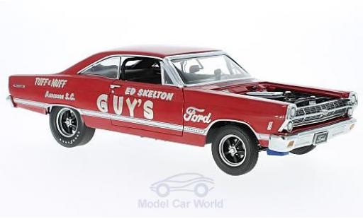 Diecast model cars Ford Fairlane Berline 427R Lightweight red Ed Skeltons TUFF e NUFF 1/18 GMP
