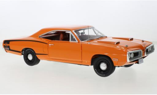 Diecast model cars Dodge Coronet Super Bee orange/black Go Mango 1970 1/18 GMP