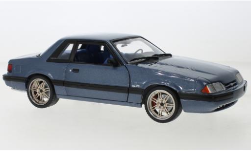 Diecast model cars Ford Mustang LX 5.0 metallise blue 1989 1/18 GMP