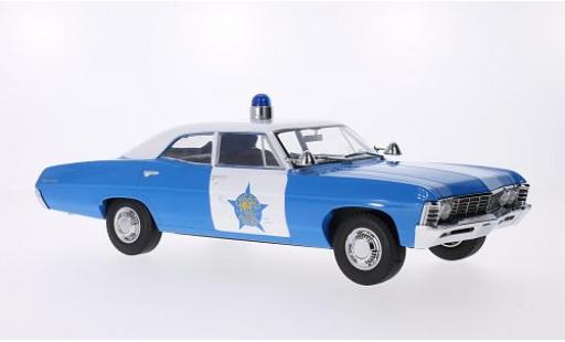 Diecast model cars Chevrolet Biscayne police Chicago Department 1967 Artisan Collection 1/18 Greenlight