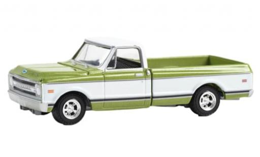Diecast model cars Chevrolet C-10 Pickup Custom metallise green/white 1972 1/64 Greenlight