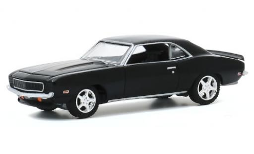 Diecast model cars Chevrolet Camaro Coupe Tux black 1969 1/64 Greenlight