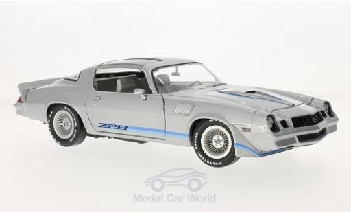 Diecast model cars Chevrolet Camaro Z28 grey/Dekor Fast Times at Ridgemont High 1982 1979 without Vitrine 1/18 Greenlight