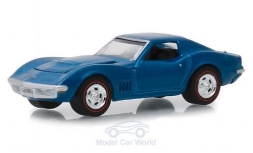 Diecast model cars Chevrolet Corvette course L 88 metallic blue 1968 1/64 Greenlight