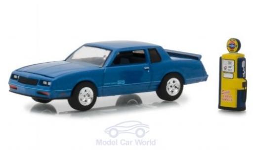 Diecast model cars Chevrolet Monte Carlo SS metallic blue 1984 with Zapfs&Atilde;&curren;ule 1/64 Greenlight