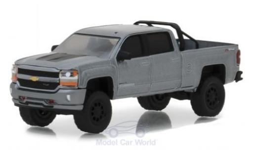 Diecast model cars Chevrolet Silverado pickup 1500 metallic grey 2018 1/64 Greenlight