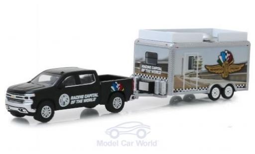 Diecast model cars Chevrolet Silverado pickup Indianapolis Motor Speedway 2019 and Concession Trailer 1/64 Greenlight