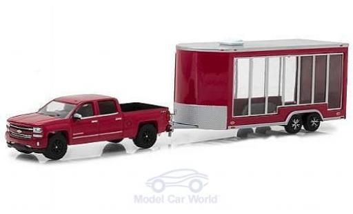 Diecast model cars Chevrolet Silverado pickup red/grey 2016 with Display Trailer 1/64 Greenlight