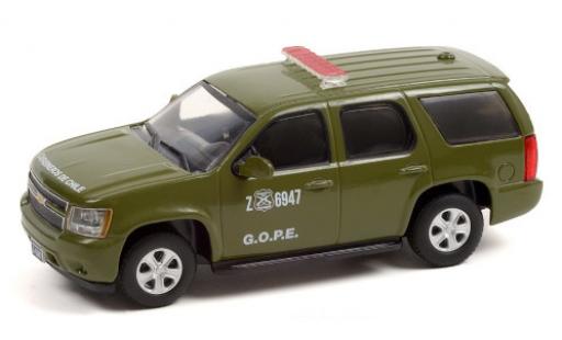 Diecast model cars Chevrolet Tahoe police matt-oliv Carabineros de Chile 2011 1/43 Greenlight