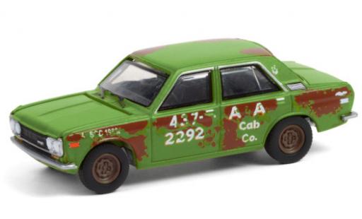 Diecast model cars Datsun 510 Sedan A&A Cab Co. 1970 4-Door avec traces de vieilissement 1/64 Greenlight