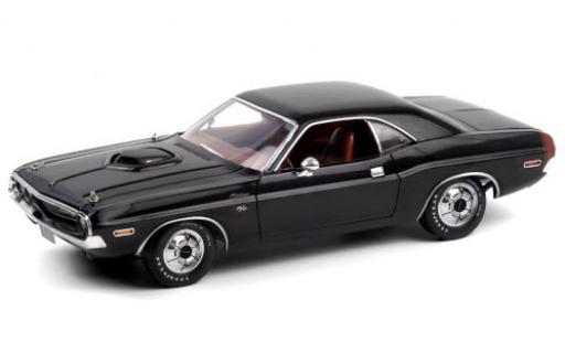 Diecast model cars Dodge Challenger R/T 440 6-Pack black 1970 1/18 Greenlight