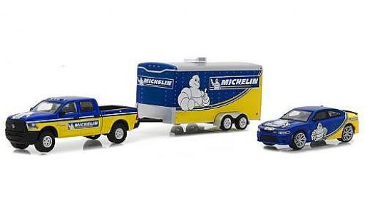 Diecast model cars Dodge RAM pickup 2500 Michelin 2017 with Charger SRT Hellcat and Enclosed Car Hauler 1/64 Greenlight