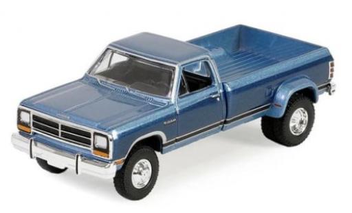 Diecast model cars Dodge RAM pickup D-350 Dually metallise blue/blue 1989 1/64 Greenlight
