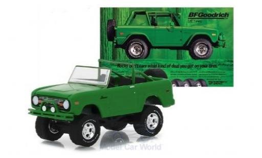 Diecast model cars Ford Bronco Wagon green 1971 1/64 Greenlight