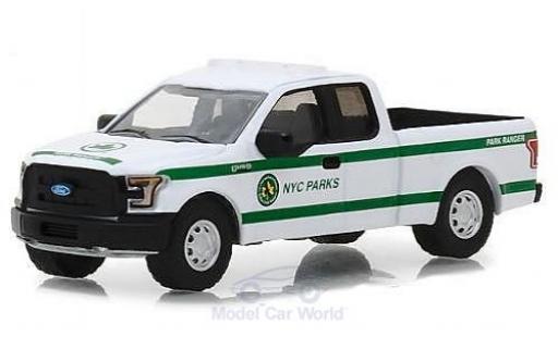 Diecast model cars Ford F-150 Pickup 50 NYC Parks 2016 1/64 Greenlight