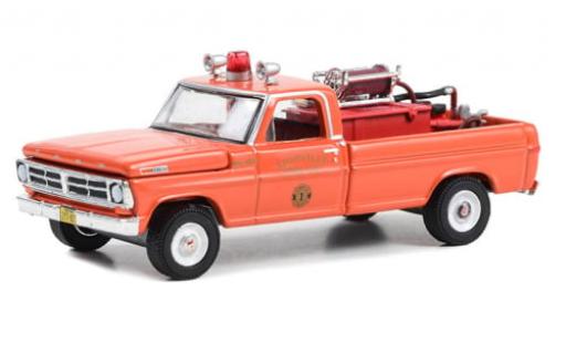 Diecast model cars Ford F-250 Pickup Lionville Fire Company 1972 1/64 Greenlight