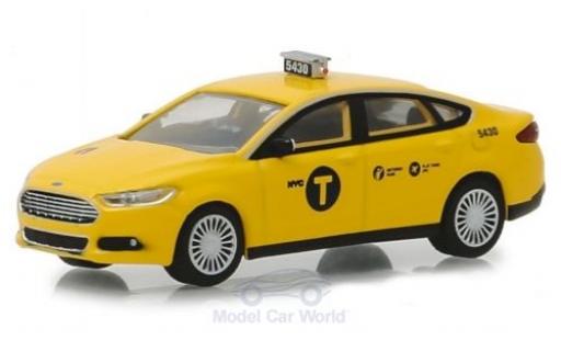 Diecast model cars Ford Fusion Taxi New York 2013 1/64 Greenlight