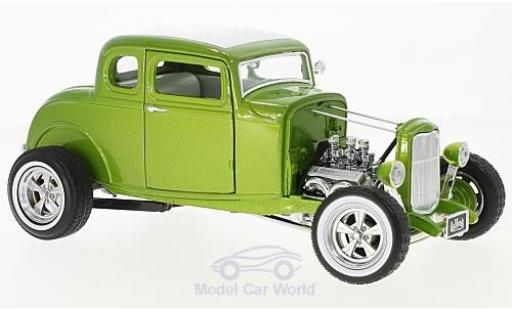 Diecast model cars Ford Hot Rod 1932 Custom metallic green/white Gas Monkey Garage 1/18 Greenlight