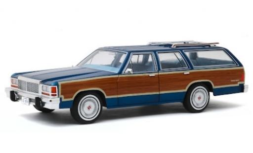 Diecast model cars Ford LTD Country Squire metallic blue/Holzoptik 1979 Artisan Collection 1/18 Greenlight