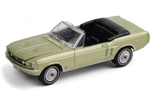 Diecast model cars Ford Mustang Convertible Sports Sprint metallic green 1967 1/64 Greenlight