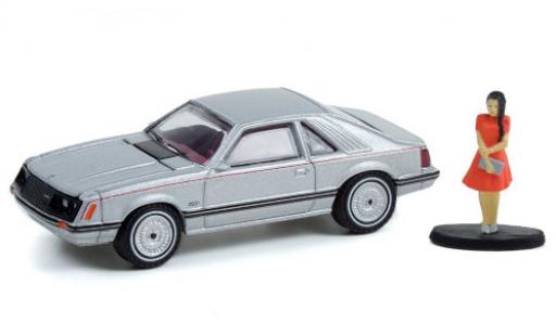 Diecast model cars Ford Mustang Ghia grey 1979 with Figur 1/64 Greenlight