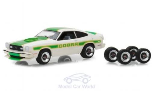 Diecast model cars Ford Mustang Cobra II white/Dekor 1978 with Ersatzr&Atilde;&curren;der 1/64 Greenlight