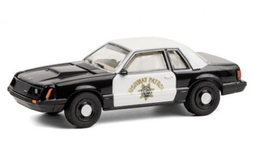 Diecast model cars Ford Mustang SSP California Highway Patrol 1982 1/64 Greenlight